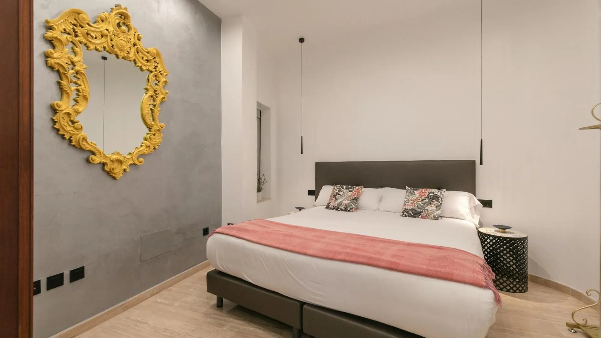 Guadalquivir Apartment Seville